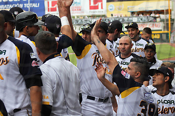 RIELEROS-TOROS-2
