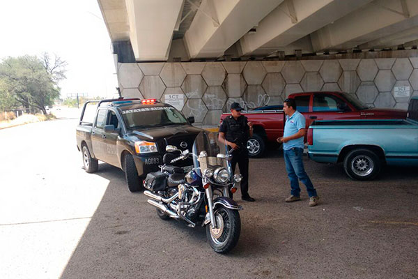 MOTOS