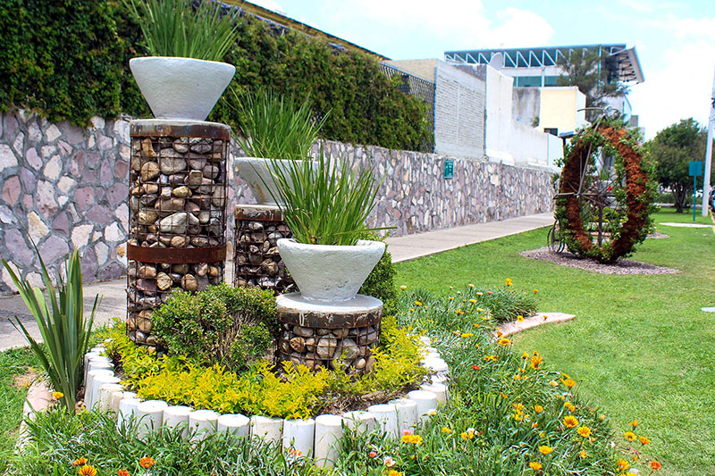 JARDINES