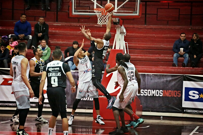 indios-vs-panteras-800x533