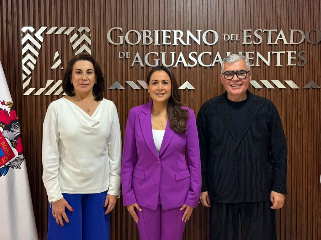 Anuncia Tere Jiménez 100 mil Nuevas Becas Para Estudiantes de Educación Media Superior y Superior 